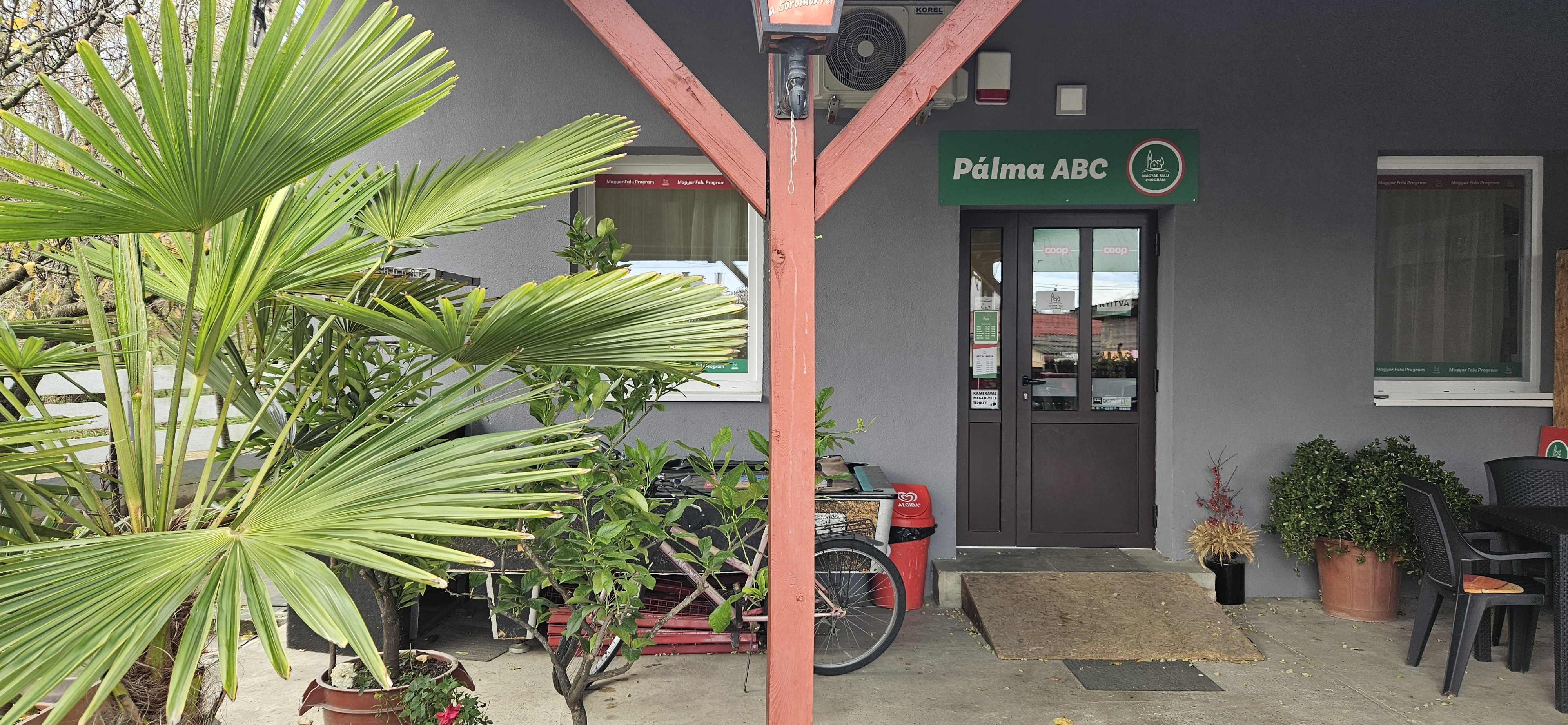 Pálma ABC – üzlet bejárat